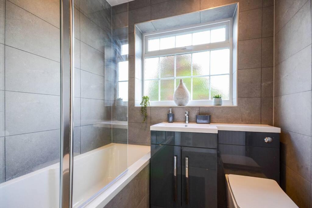 Potter'S Escape-Walking Distance From The Studios! Abbots Langley Exterior foto